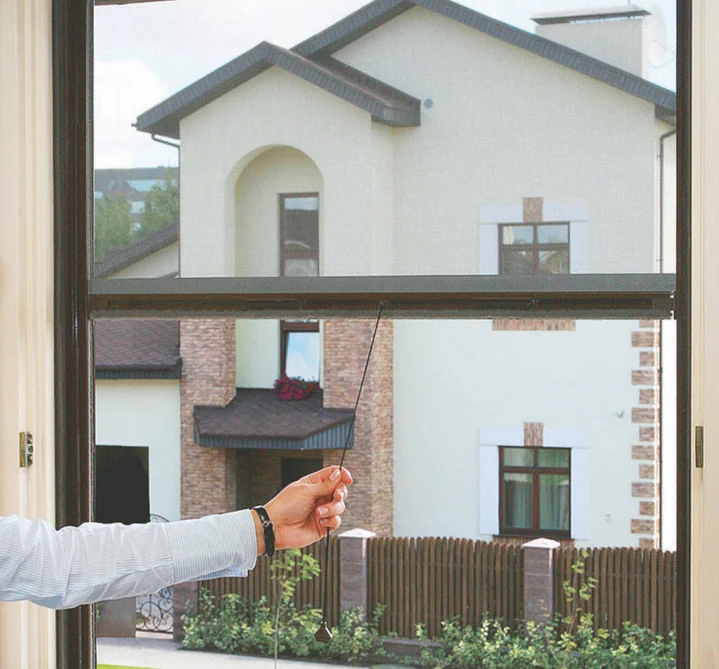 Moustiquaires enroulables